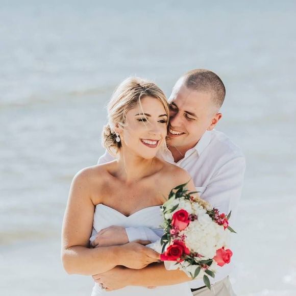 Meet your Posher, Kristin - Picture 1 of 1